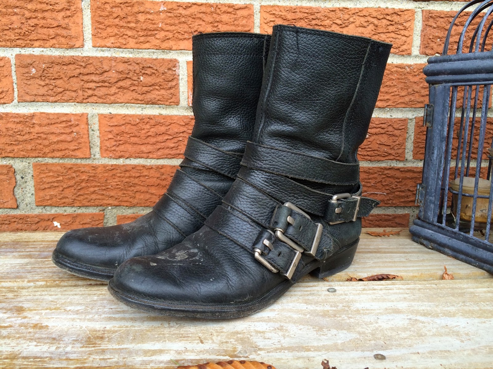 paper & cloth: the hunt: must-have moto boots