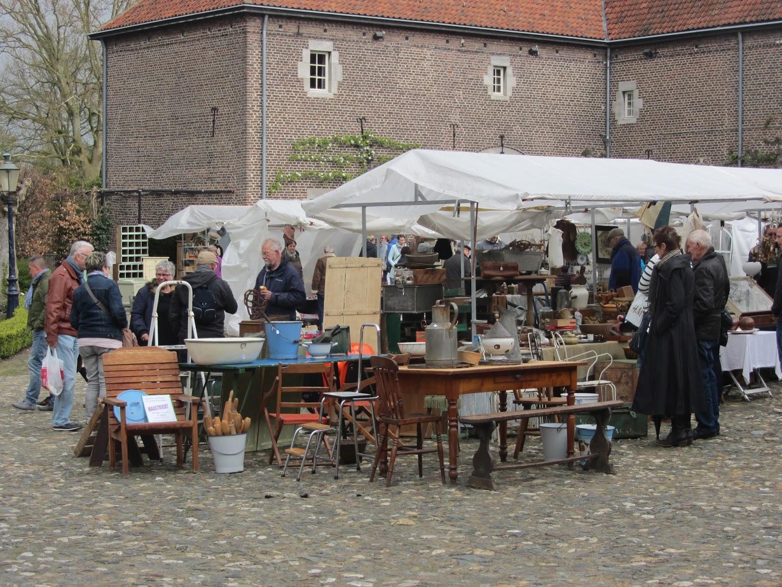 Crea 3 Trois : Antiek en Brocante markt kasteel Limbricht