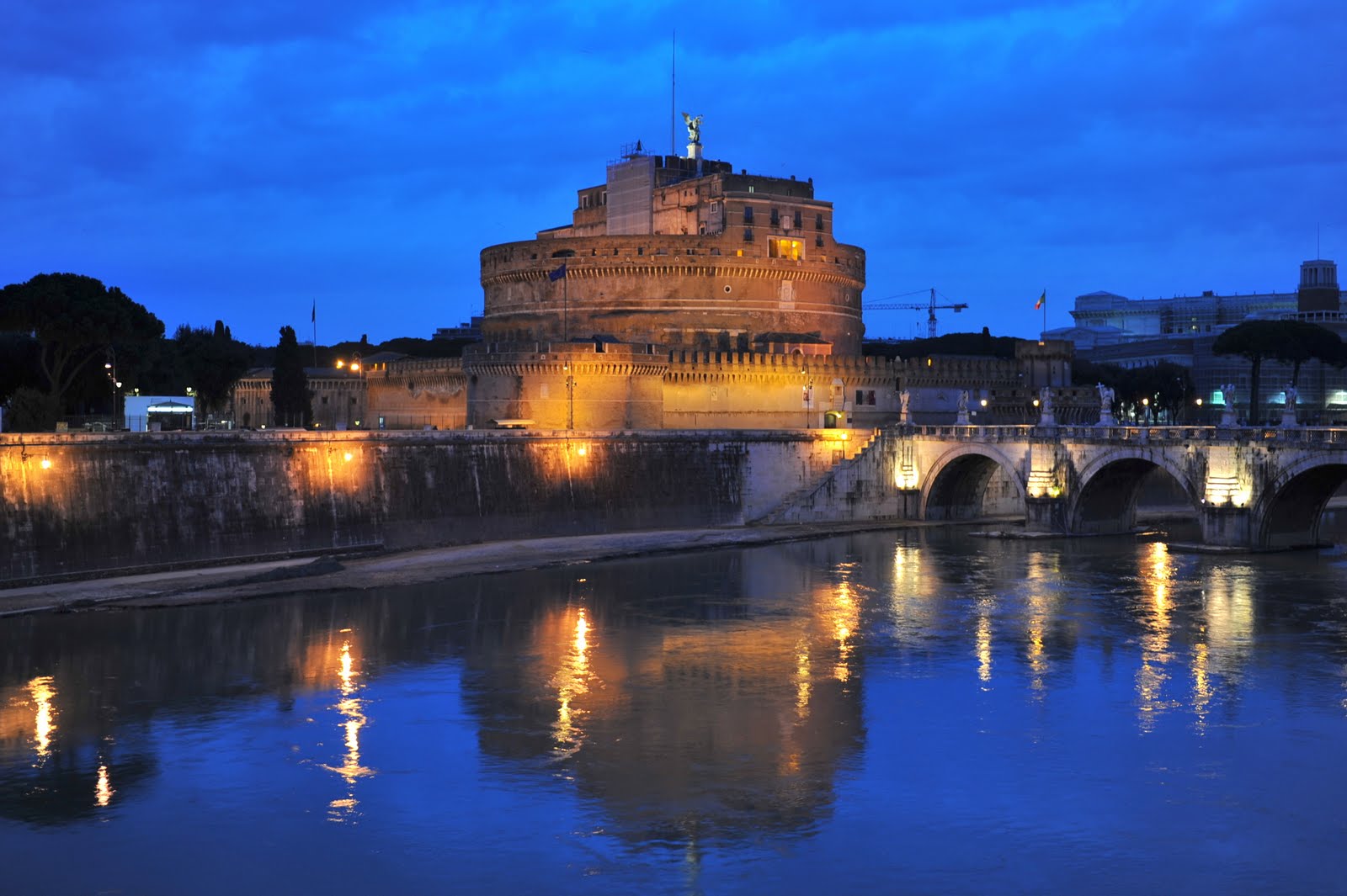 Merlin and Rebecca: Castle Hunting: Castel Sant'Angelo