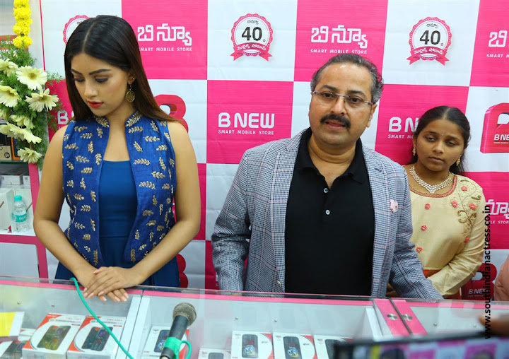 Anu Emmanuel launches B New Mobile Store at Bapatla
