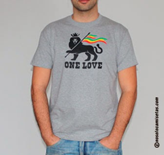 http://www.nosolocamisetas.com/camiseta-one-love