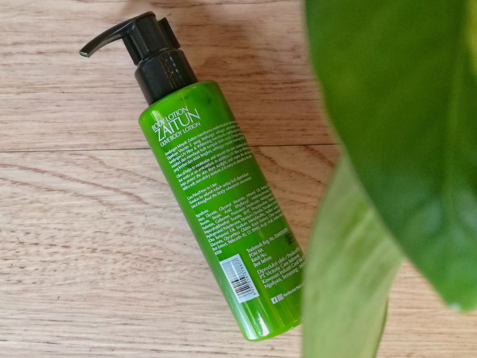 Herborist Body Lotion yang Mengandung Zaitun untuk Melembabkan Kulit Journal Ria Rochma