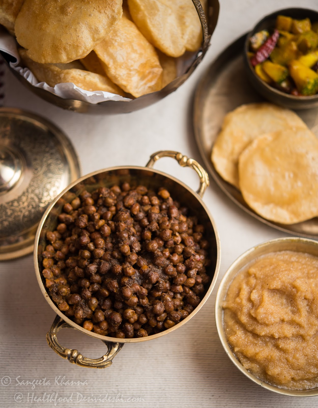 banaras ka khana ashtmi wale sookhe kale chane