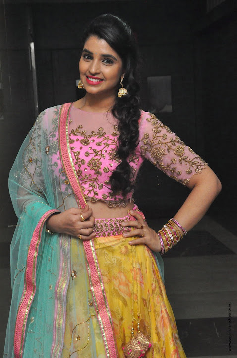 Anchor Syamala at the audio launch of Juliet Lover of Idiot movie