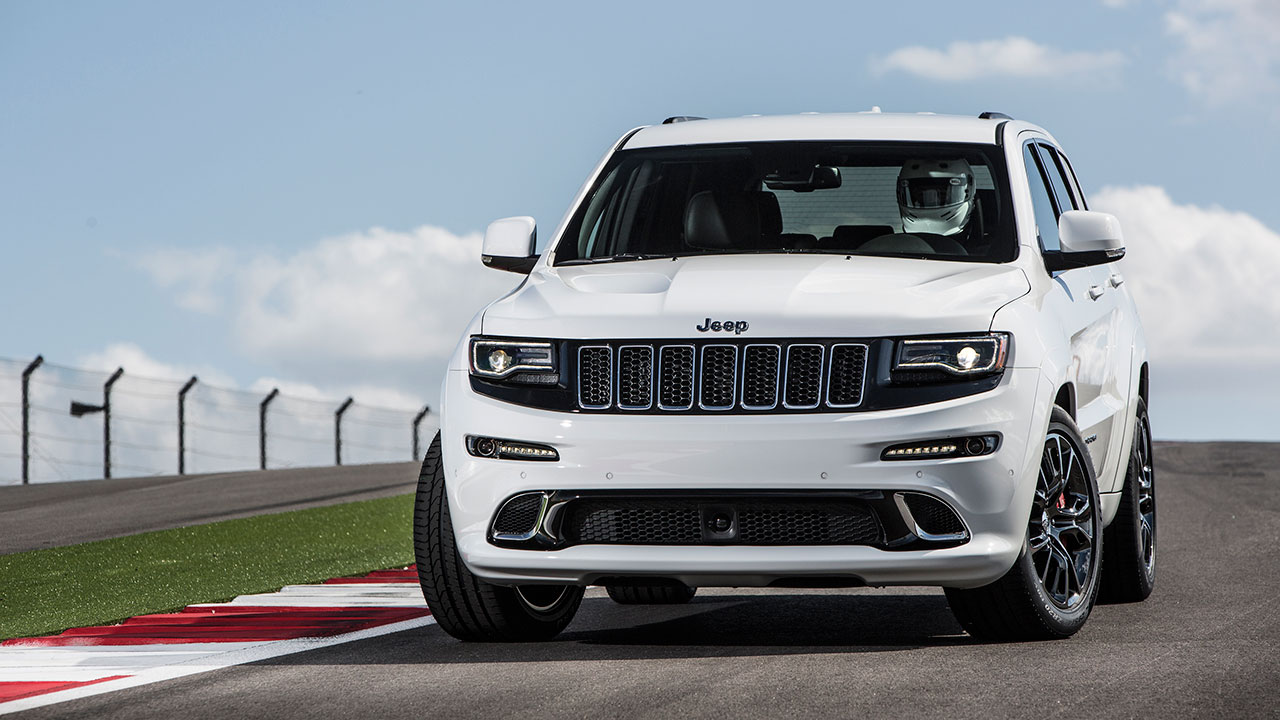 Technical Beauty at Boxfox1 2014 Jeep® Grand Cherokee SRT A Powerful