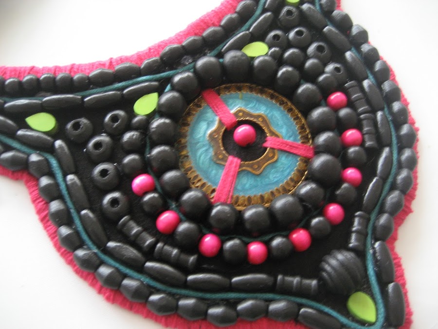 Collar babero étnico DIY