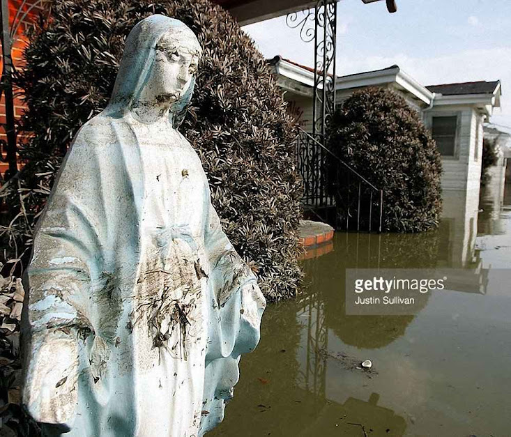 Nossa Senhora das Graças não foi levada pelas águas que destruíram Nova Orleans.