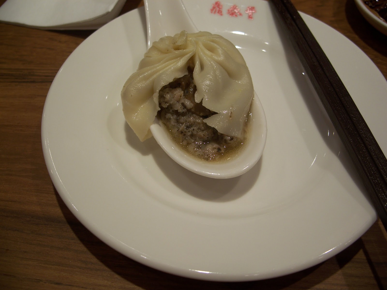 Dov'e La Regina? Tasting Taiwan Part One Din Tai Fung in Taipei 101 and La Rotisserie at
