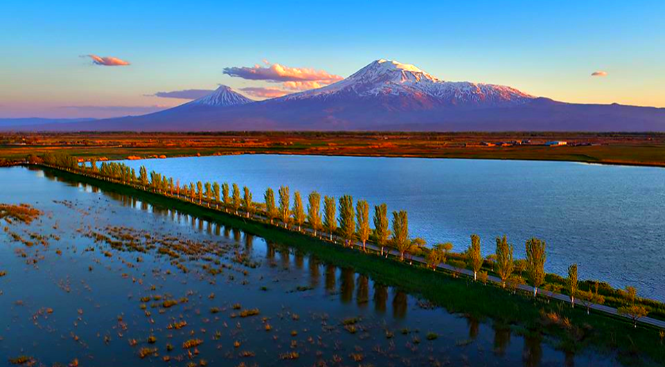 Село арарат армения Село арарат армения