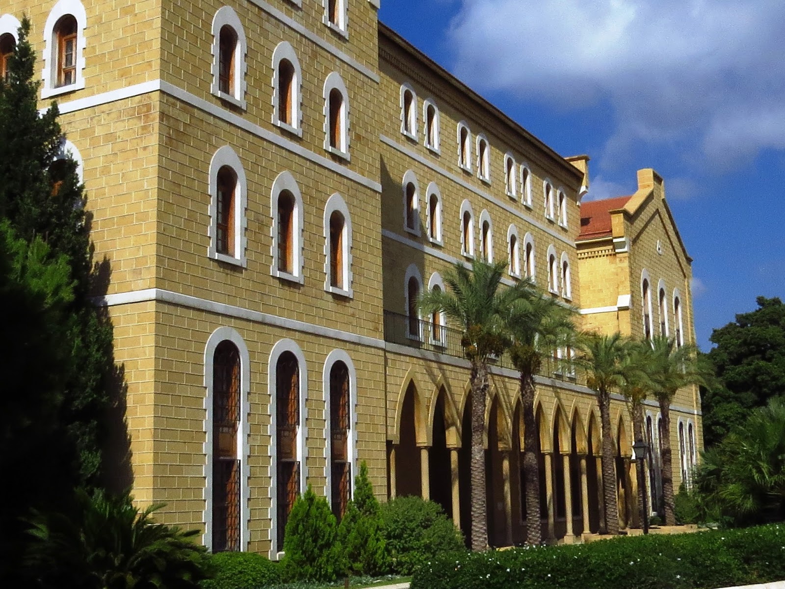 Universitas Terbaik di Timur Tengah | Berkuliah.com