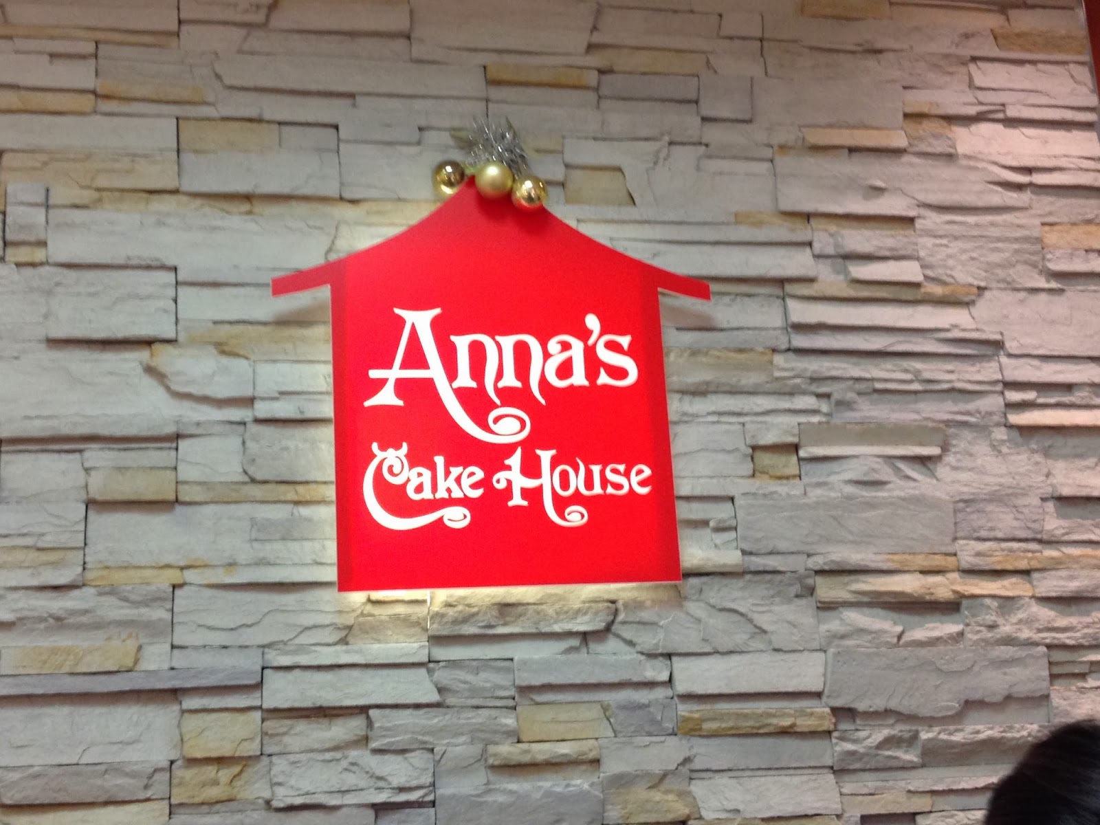 溫哥華的甜鹽巴小姐 全溫哥華最好吃的拿破崙蛋糕＠安娜餅屋Anna's Cake House!