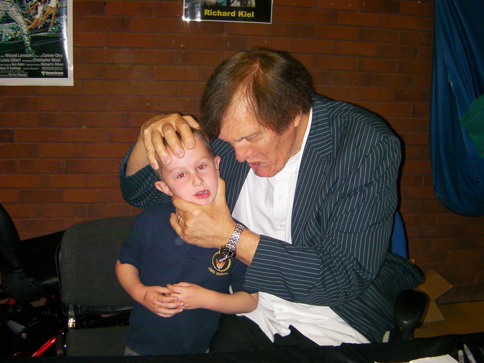 Professor Mungleton Jaws And The Freak Egg