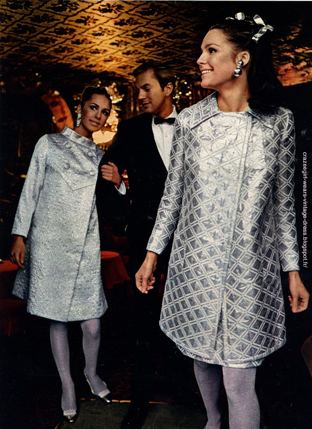 1966 party dress ! Lurex , metallic , silver dejac  , gold mod twiggy space age gogo cocktail robe reveillon vintage annees 60