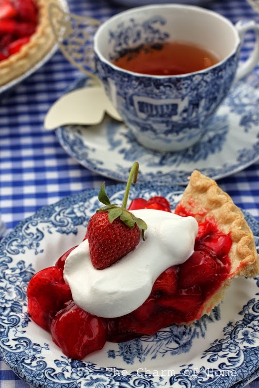 Strawberry Pie Tea: The Charm of Home