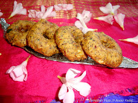 images of Navarathan Vadai / Navaratna Vadai / Navarathna Vada / Mixed Dal Fritters / 9 Beans Vadai 