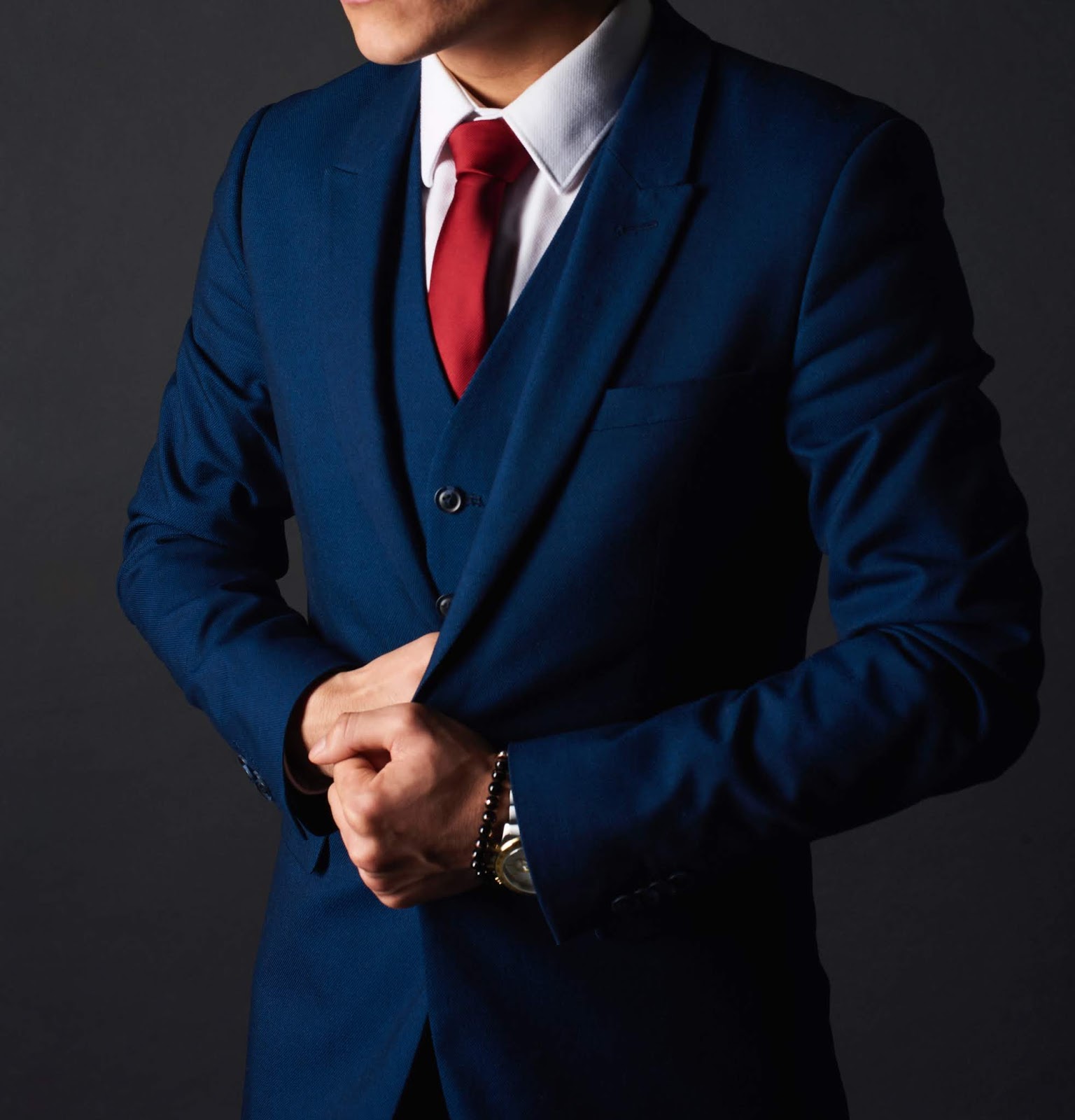 Hire a Custom Tailor in Mumbai