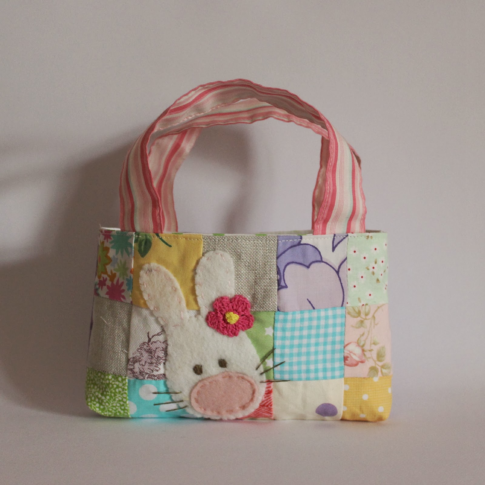 Roxy Creations: Sweet Easter bunny bags and softies