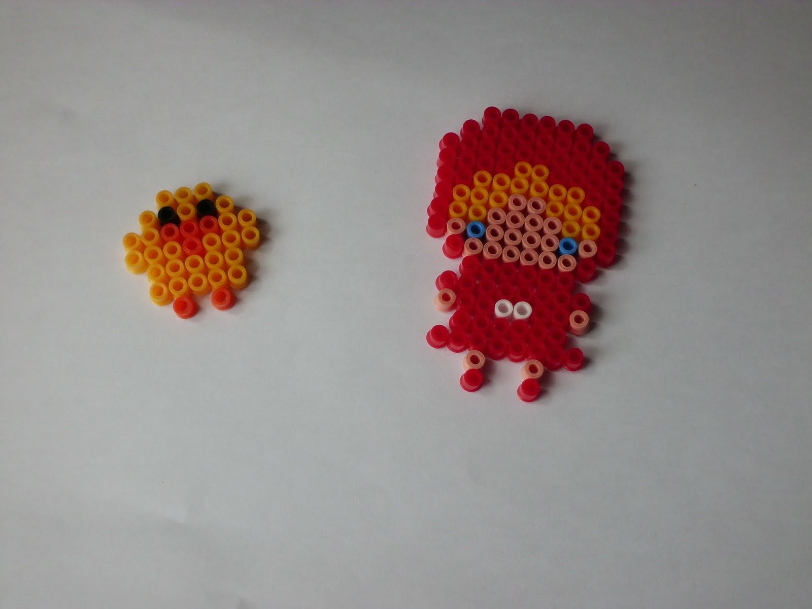 Mi vida en un instante Más hama beads!