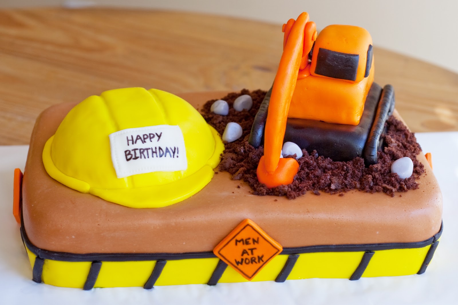 Cakes by Nicola Construction Cake