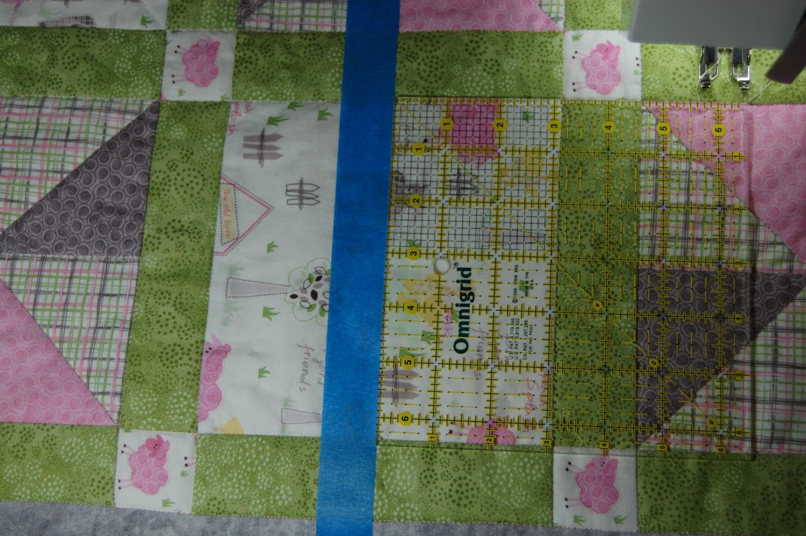 The Domestic Quilter Machine Quilting & Binding How to quilt a