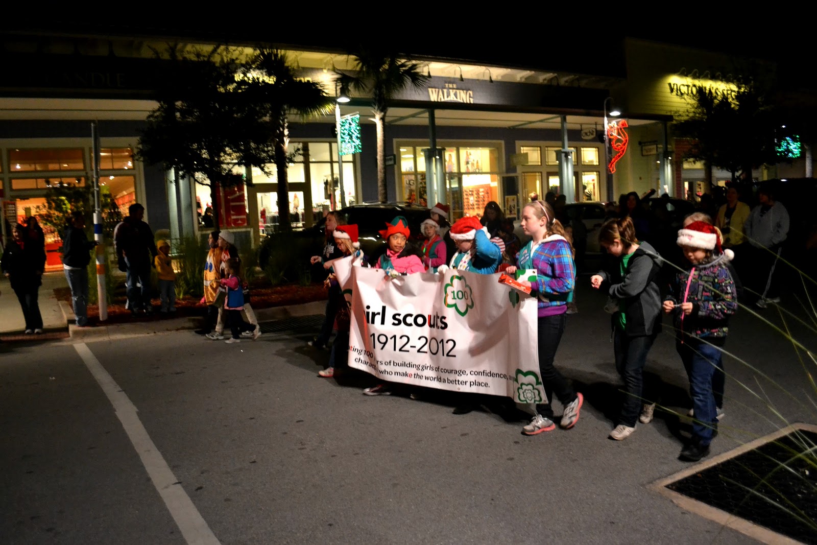Mamma Friendly Pier Park Christmas Parade