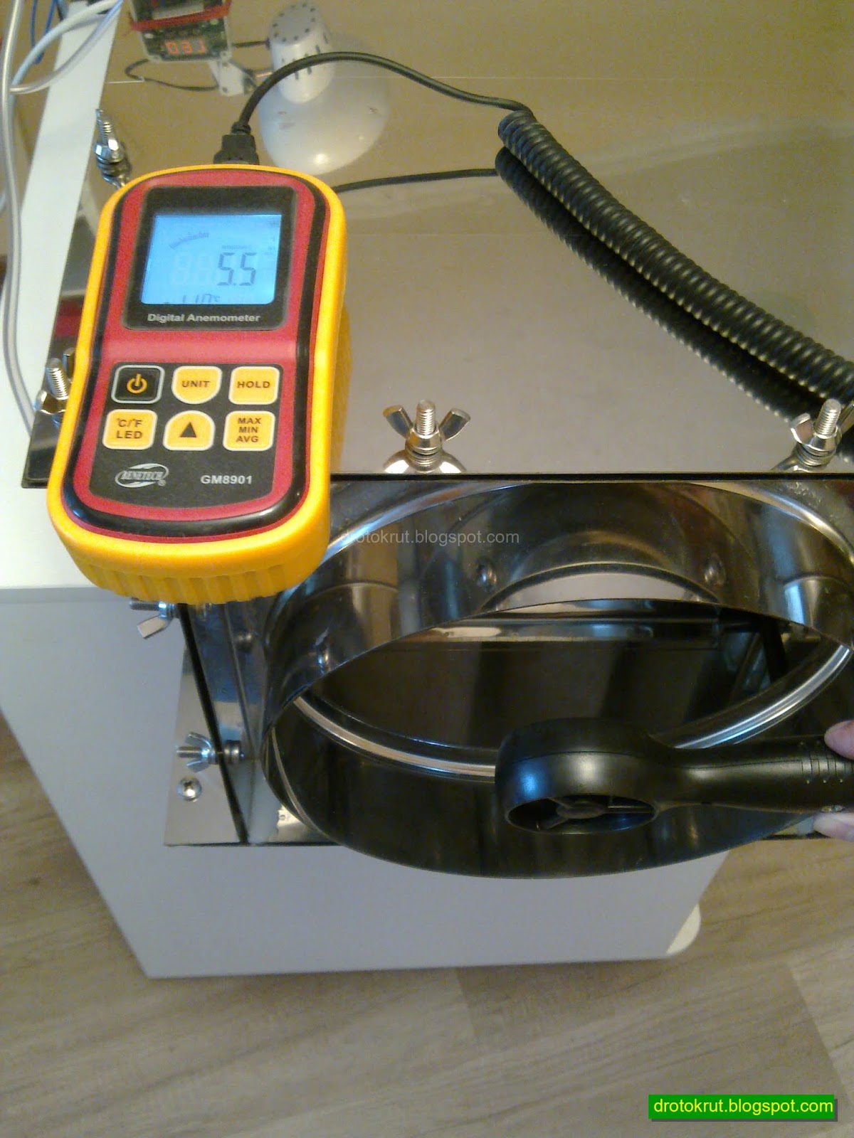 1000 паскалей и контроллер разницы давлений Regin DMD-C