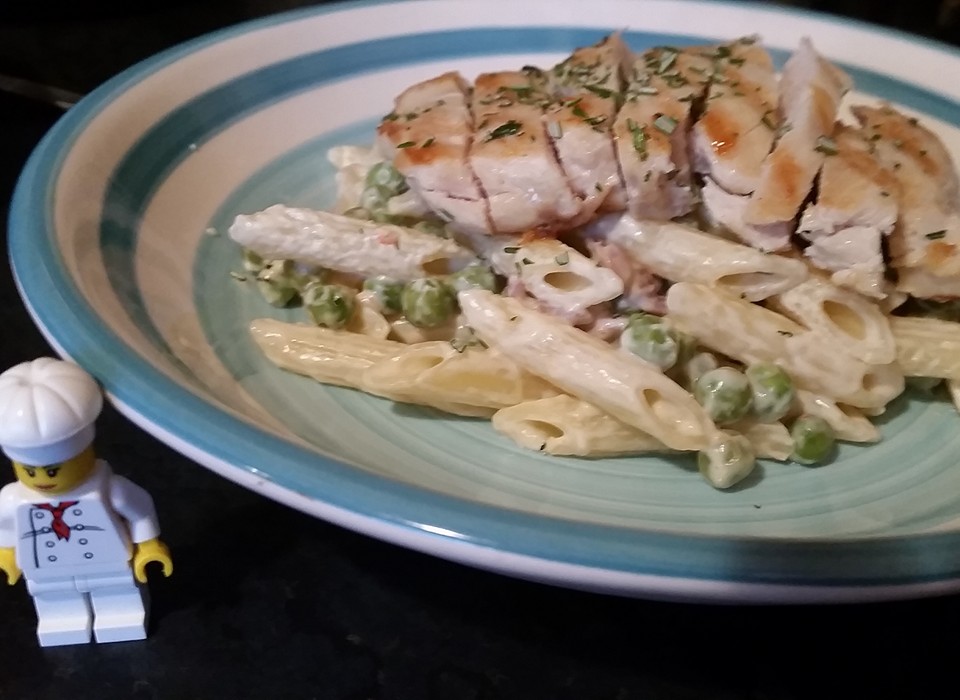 Better Belly Burst! Philadelphia Chicken and Bacon Pasta