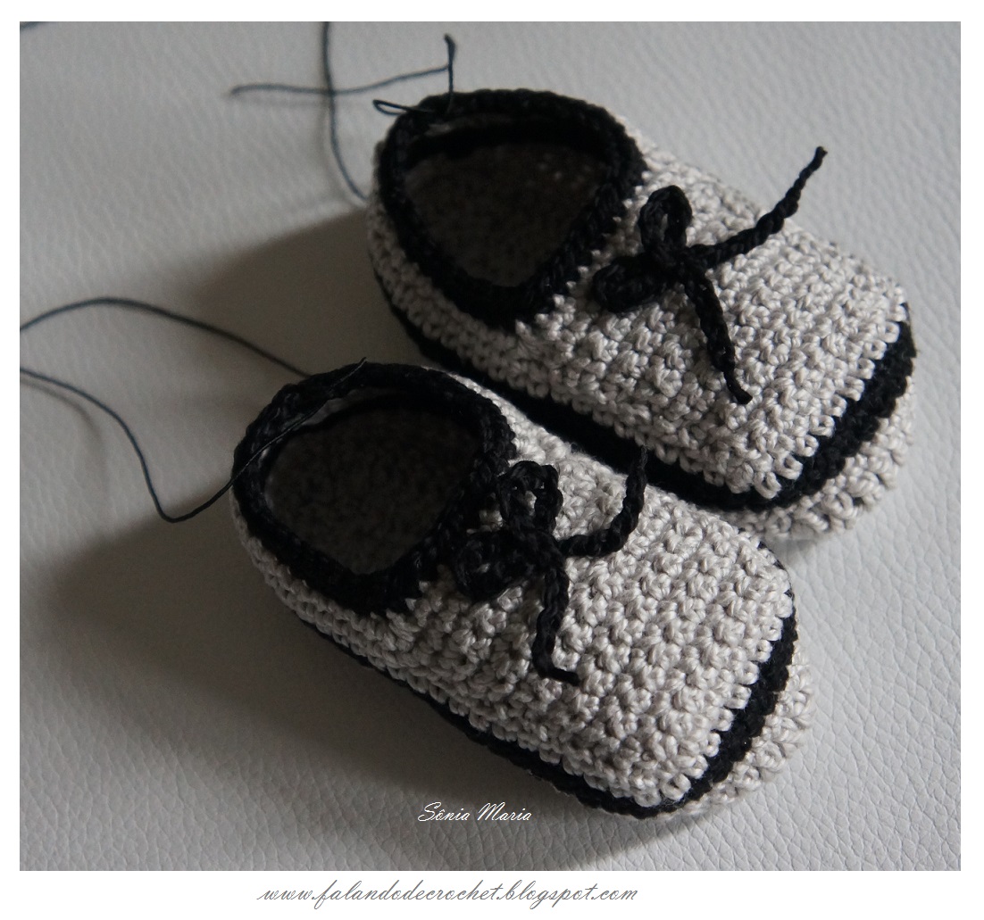 sapatinho de croche para bebe menino