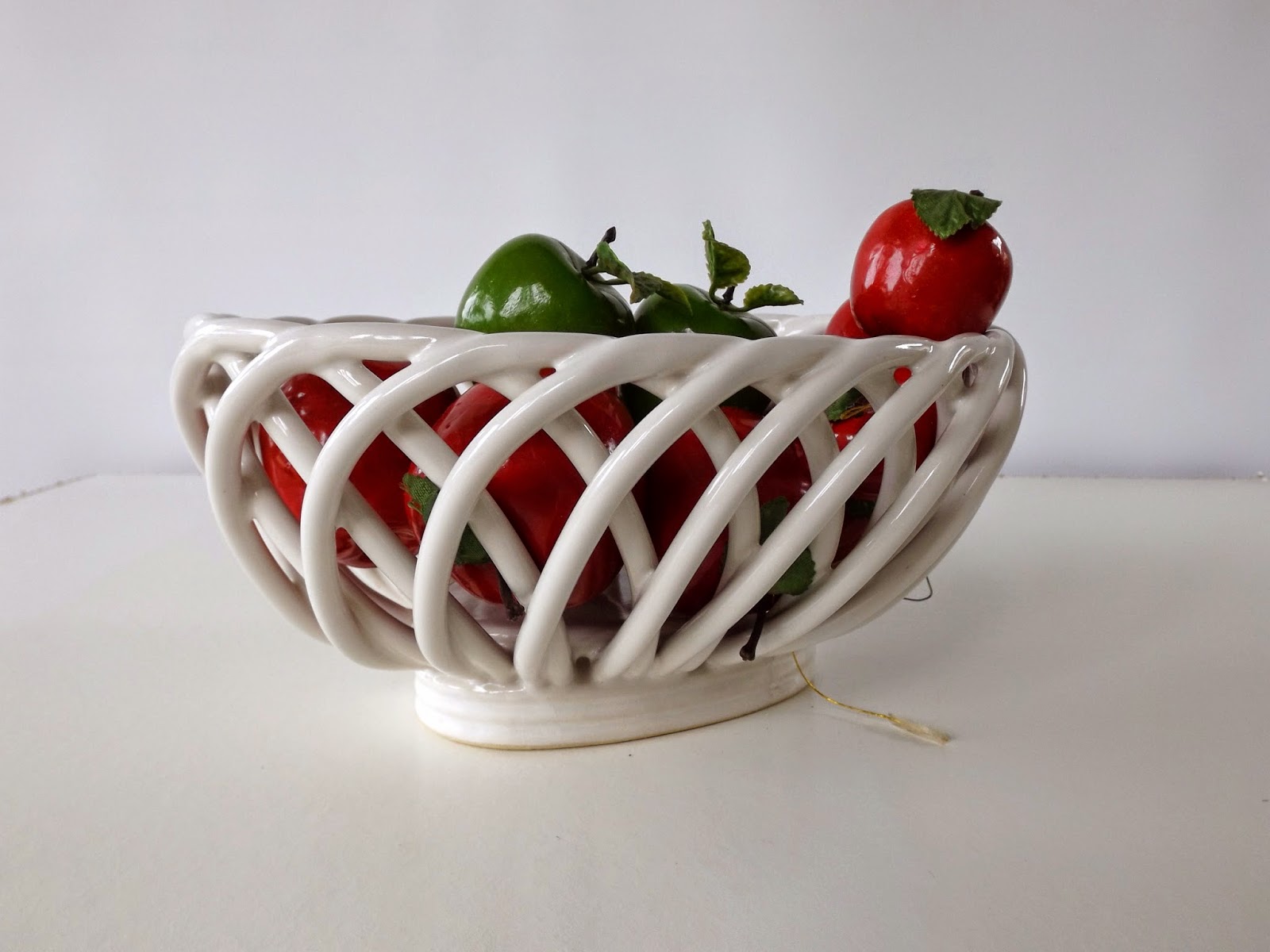 Still Stunning Vintage Resale Vintage Eucalptus Stoneware Ceramic