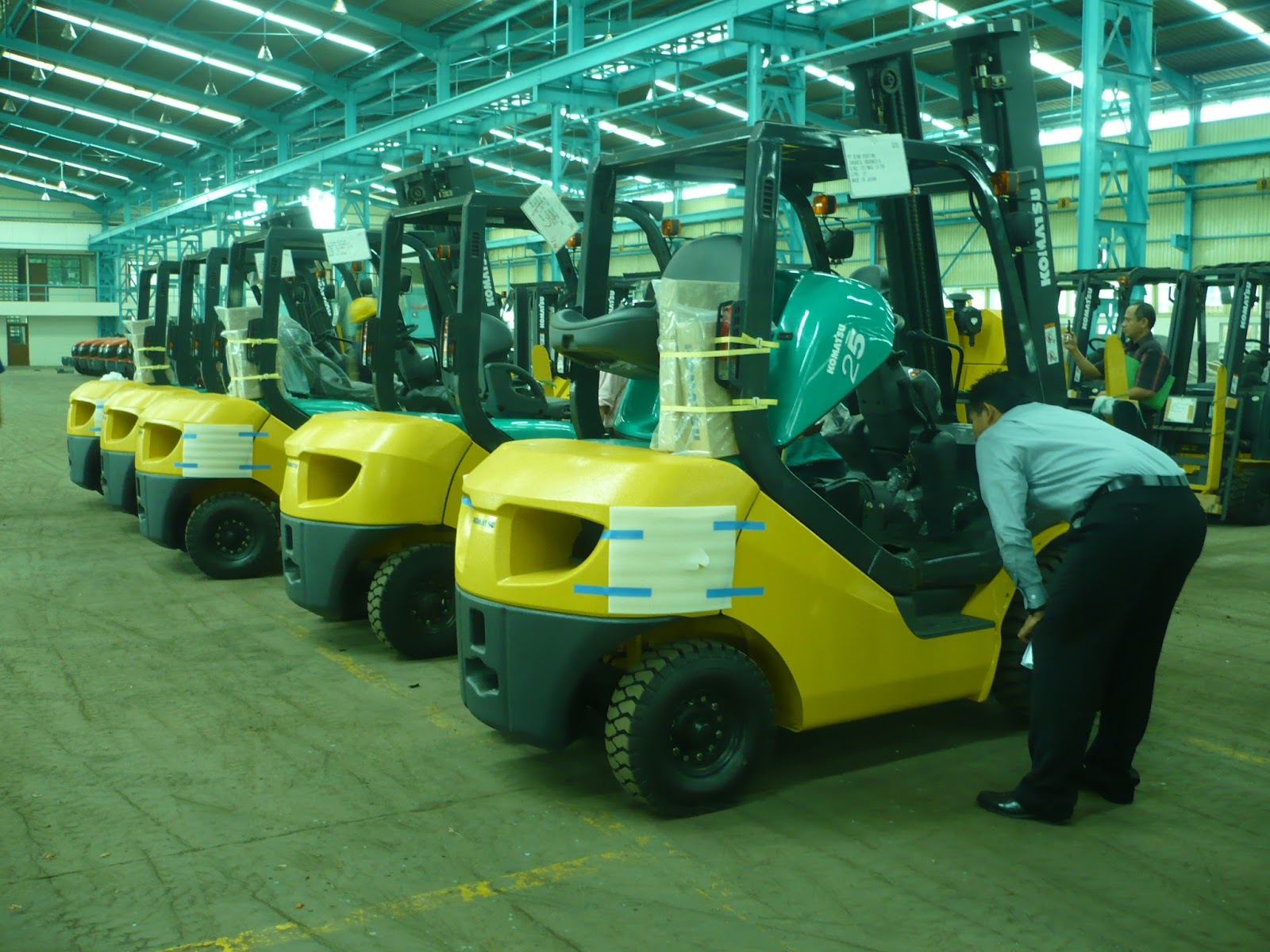 KOMATSU Forklift Harga Dealer