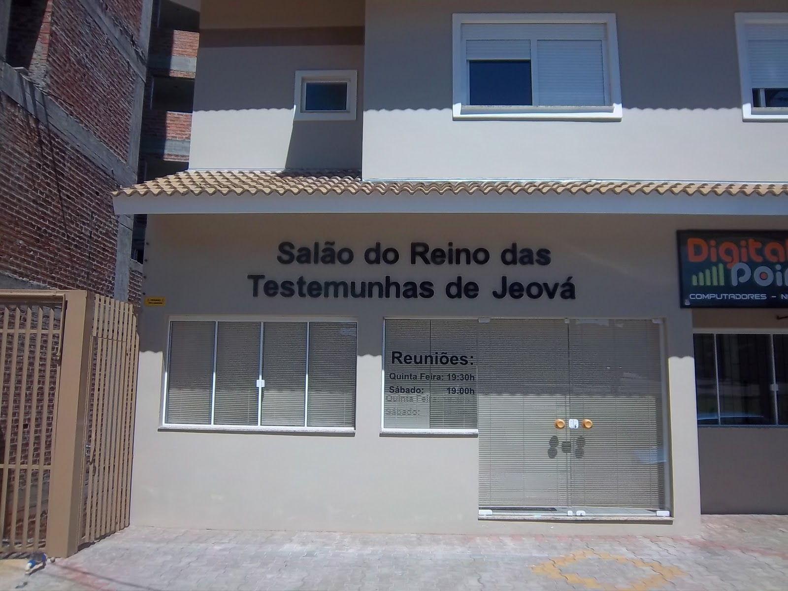 METTA comunicação visual Salão do Reino das testemunhas de Jeová METTA comunicação visual Salão do Reino das testemunhas de Jeová