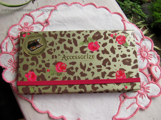 Accessorize Lovely Day Eyeshadow Palette review