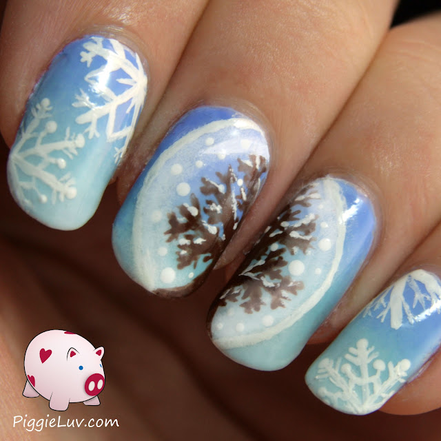 PiggieLuv: Wintery snow globe nail art with extra flakage on top