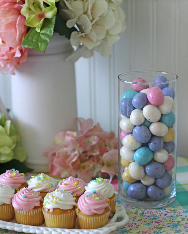 The Craft Patch: Easter Party Dessert Table + Floral Bunny Garland Tutorial