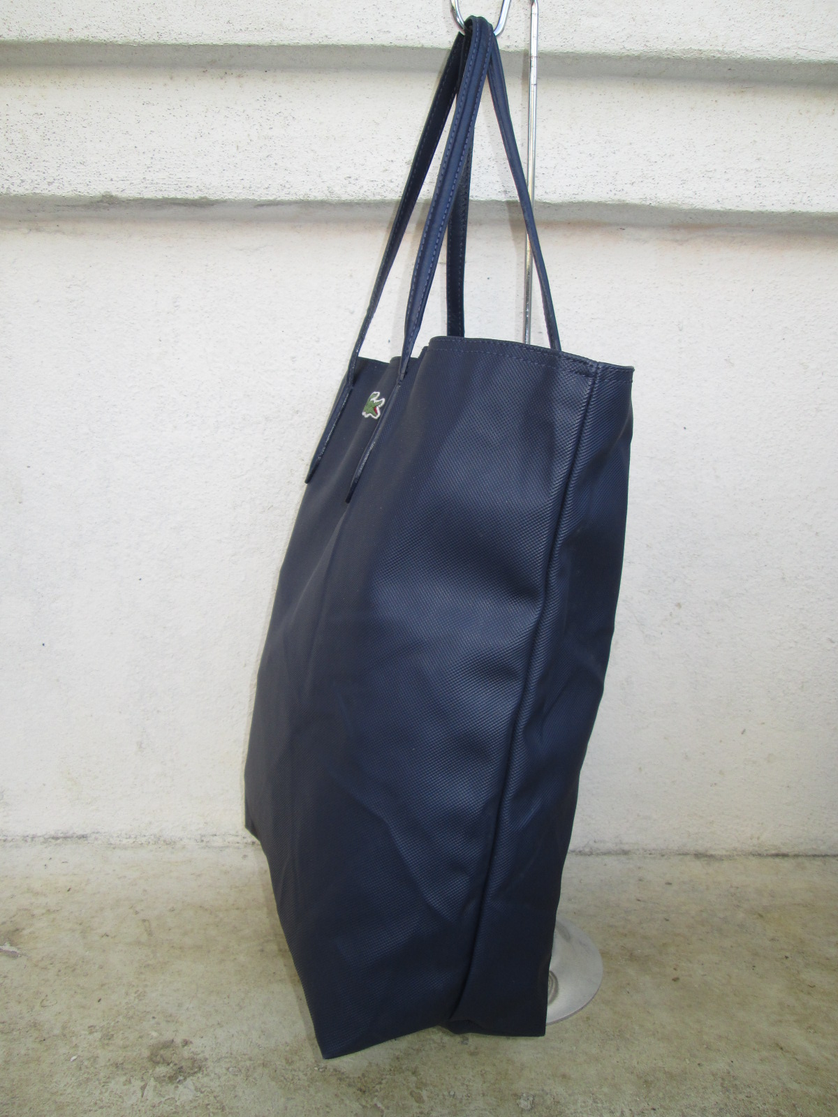 d0rayakEEbaG: Authentic LACOSTE Dark Blue Tote Bag(SOLD)