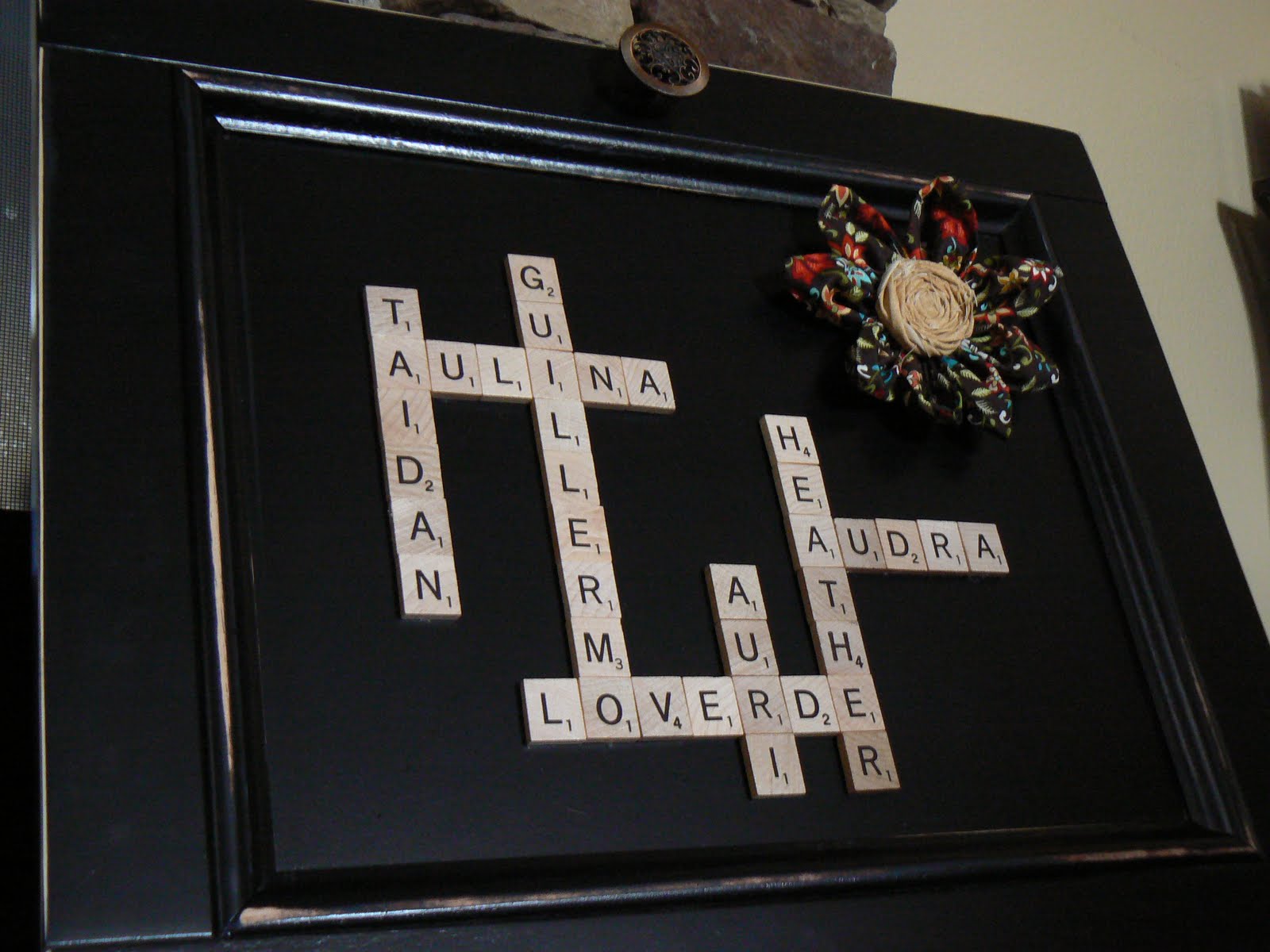 The Creative Homemaker: Family Names {Scrabble} Style