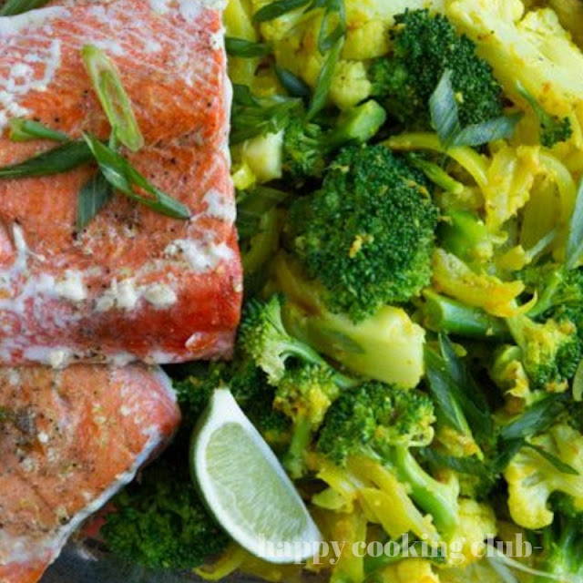 Keto Salmon and Creamy Turmeric Veggies Keto Salmon and Creamy Turmeric Veggies