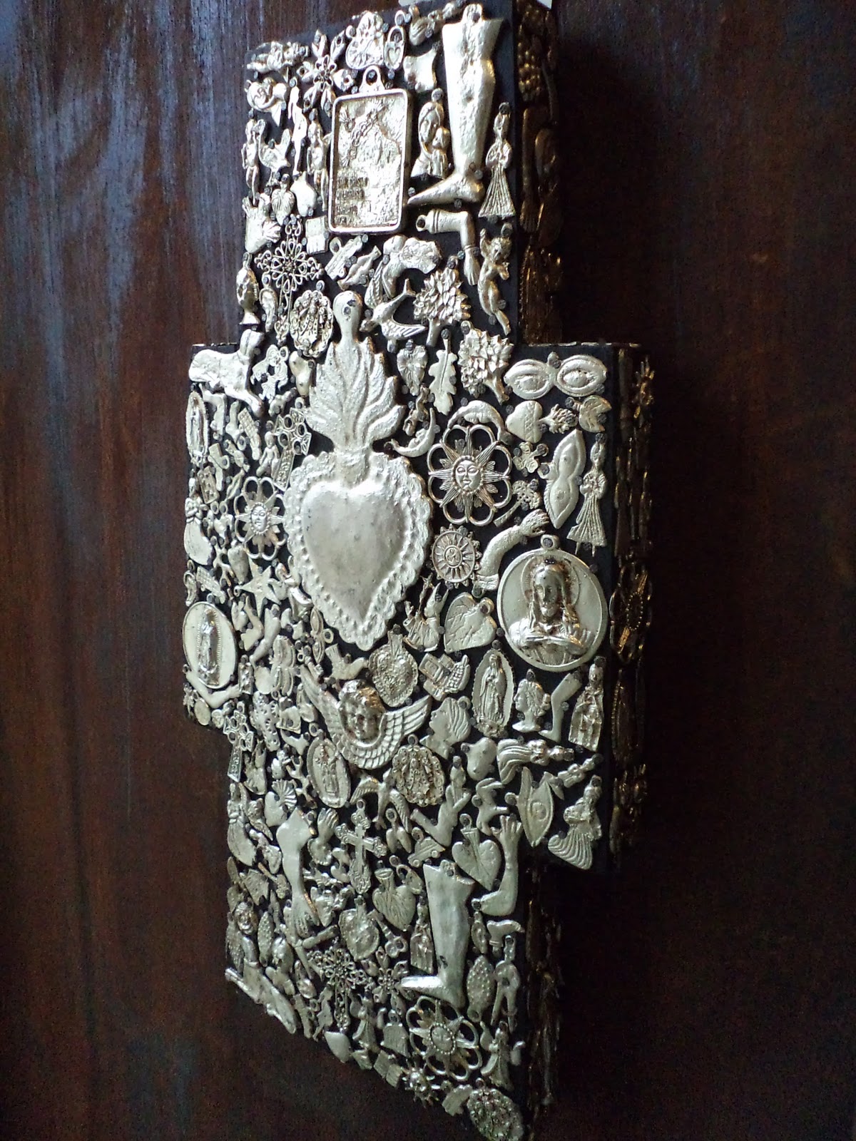 moss grotto DECORATE YOUR HEART with a splash of COLOUR from MOSS GROTTO