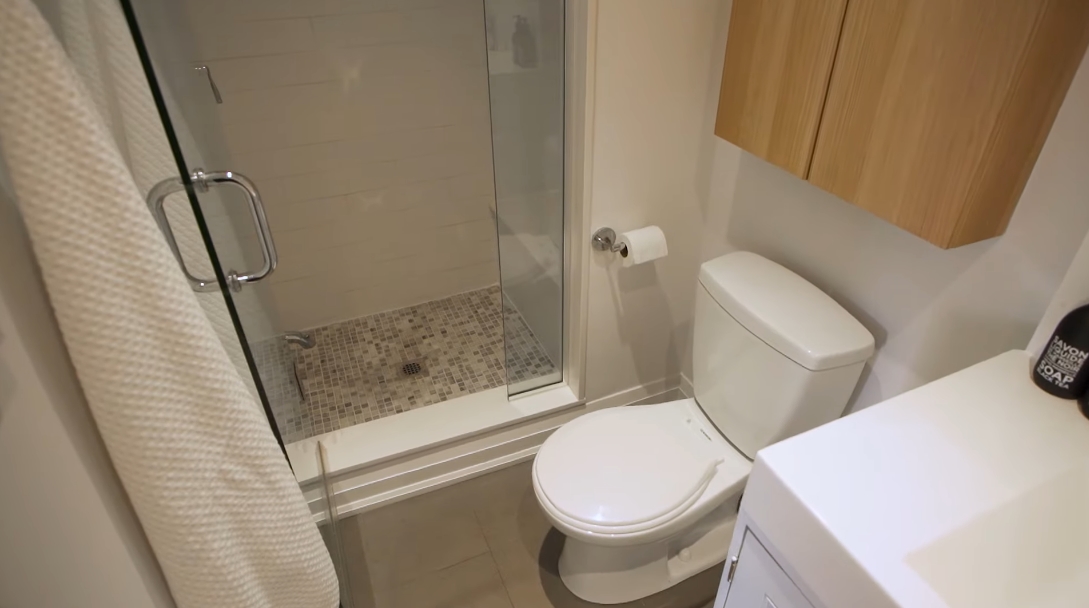 29 Interior Design Photos vs. 54 Manor Rd E, Toronto Luxury Home Tour