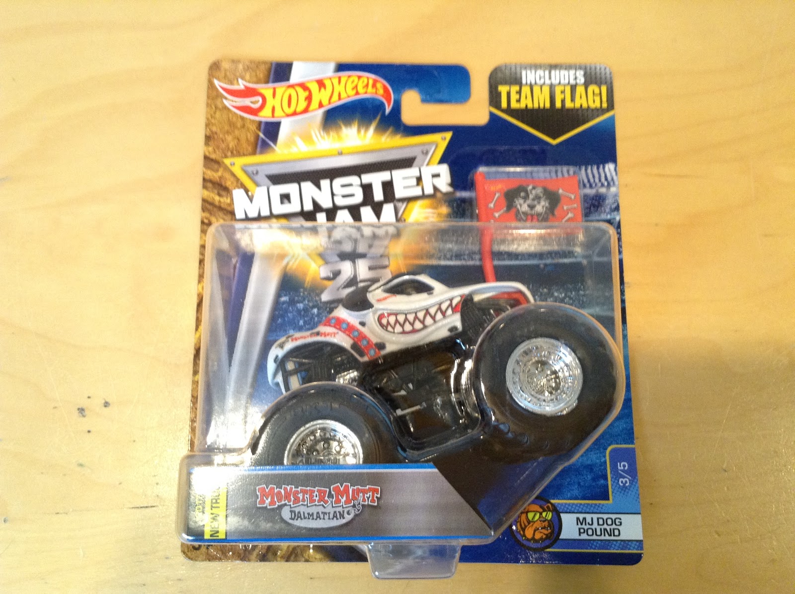 Monster Truck Dog >> Julian S Hot Wheels Blog Monster Mutt Dalmatian Monster Jam Monster Truck Dog >> Julian S Hot Wheels Blog Monster Mutt Dalmatian Monster Jam