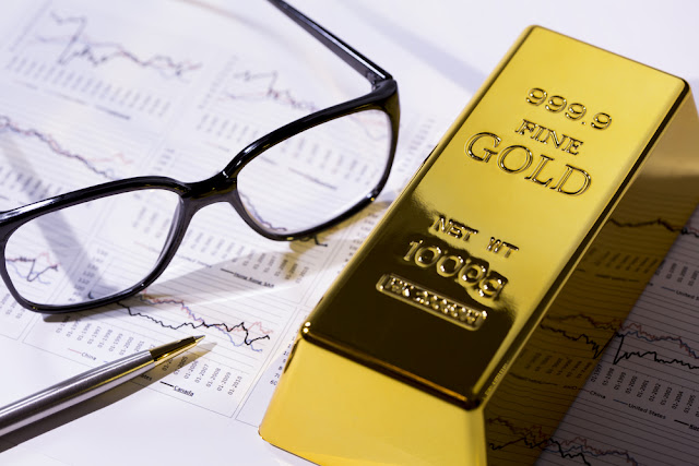 Gold prices recovered from a recent plummet ahead of the ECB's crucial meeting, while the market awaits the naming of the next Federal Reserve chief.