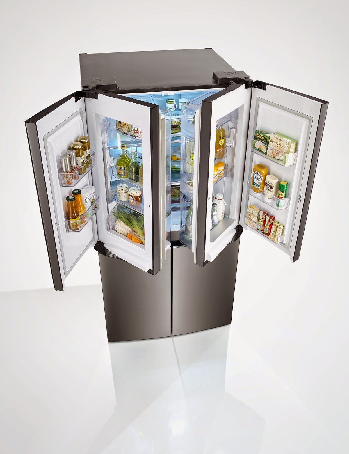 холодильник со стеклянной дверцей. холодильник с прозрачной дверцей. барный холодильник бирюса. прозрачный холодильник. мини холодильник.