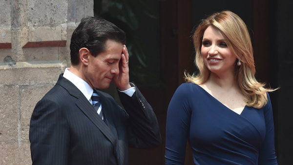 Angélica Rivera cumplió 48 años, ¿Que mensaje le darías? Angélica Rivera cumplió 48 años, ¿Que mensaje le darías?