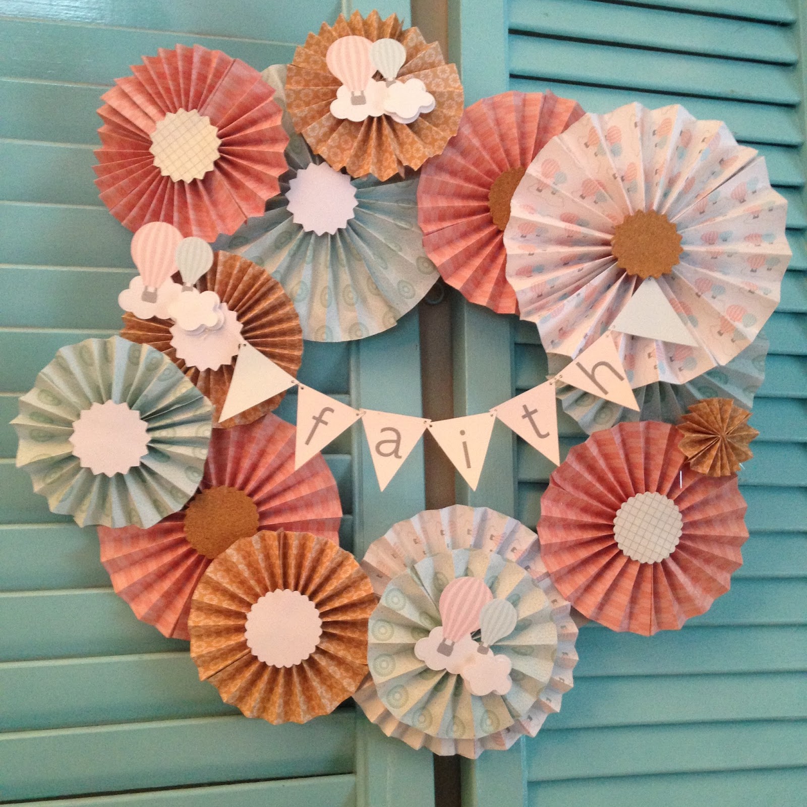 DIY Cutting Paper Medallions wiith Silhouette CAMEO (Free Cut File