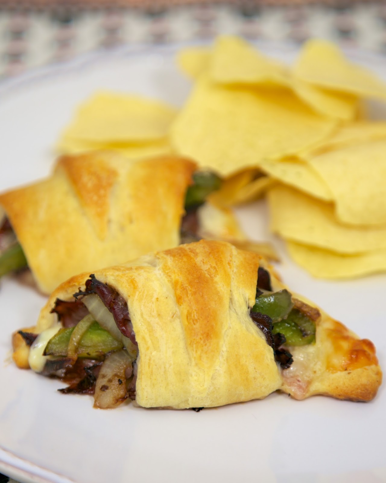 Philly Cheesesteak Crescents Plain Chicken®