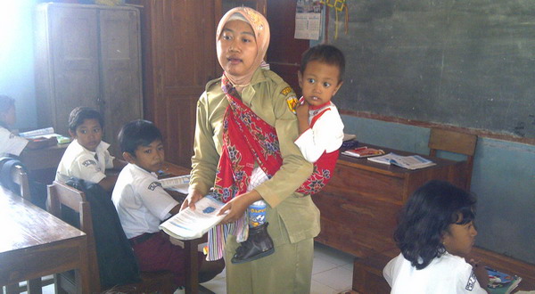HEBATNYA SEORANG IBU GURU - KARYAKU