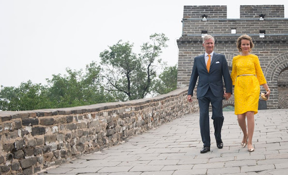 Queen Mathilde and King Philippe of Belgium visited the Great Wall of China in Badaling 