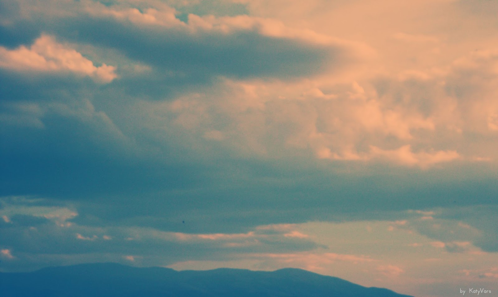Katy's Whispersby KatyVars Sky Effect