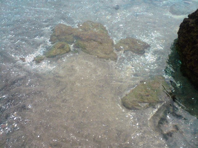 飛行機に雷が落ちたらどうなるのでしょうか?