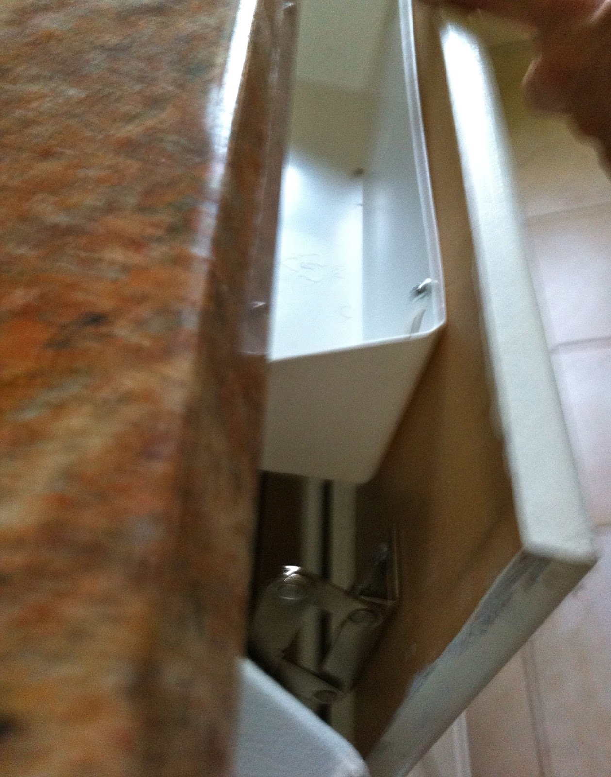 kitchen sink tipout tray